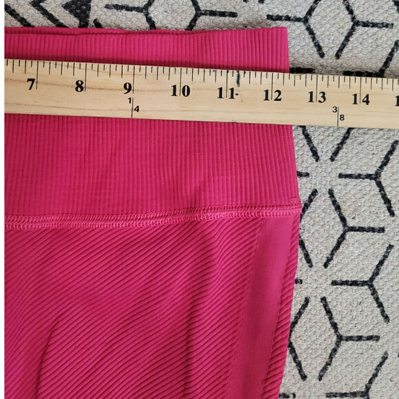 Free People Movement Pink Ribbed Leggings, sz Medium - Picture 10 of 13